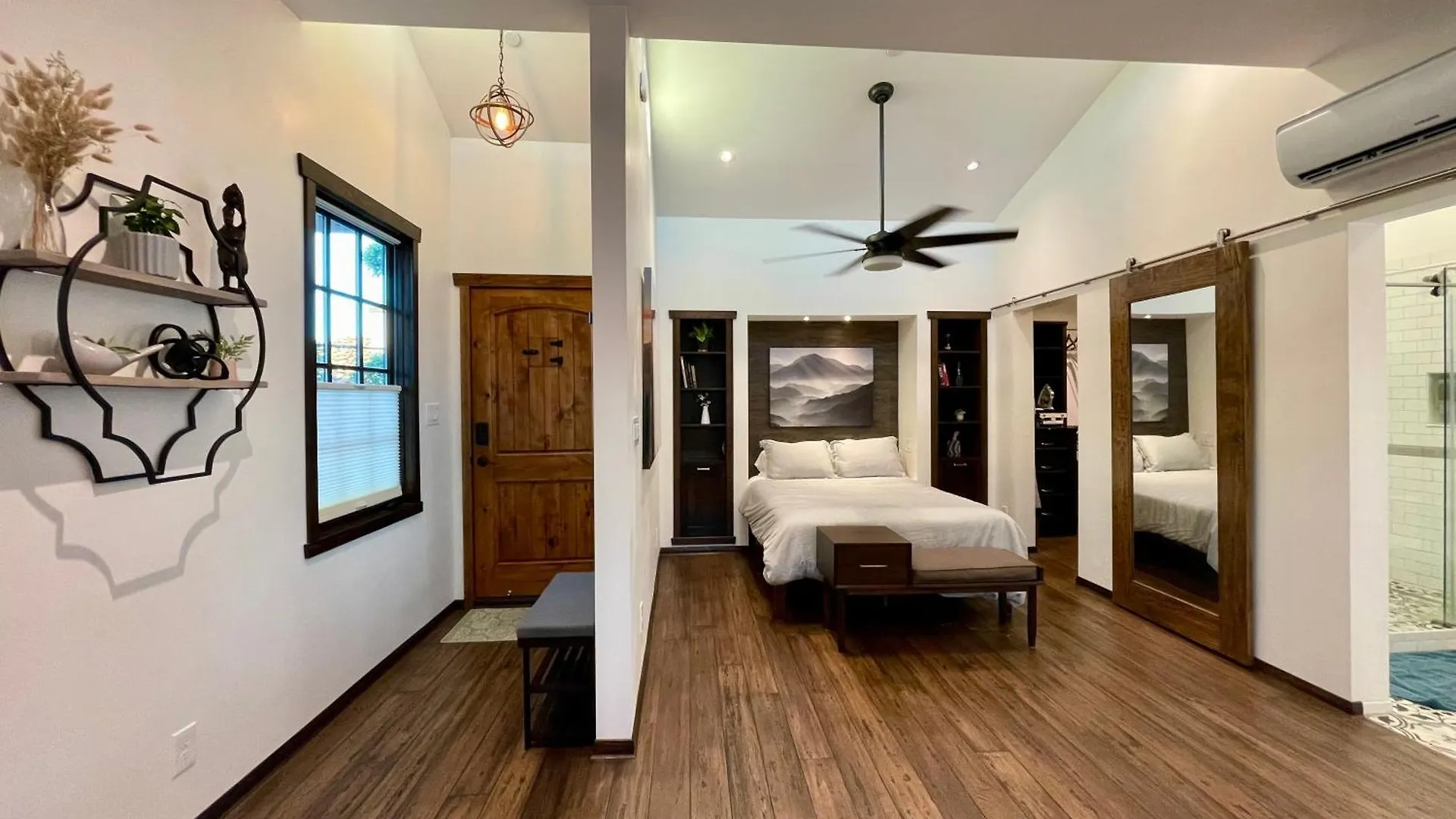 Cozy Guesthouse With Rooftop Deck Los Angeles